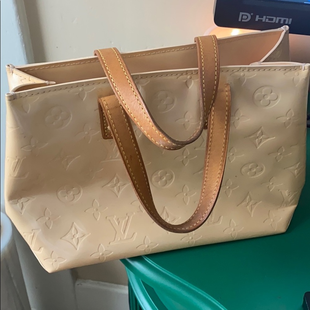 Authentic LOUIS VUITTON Vernis Reed PM